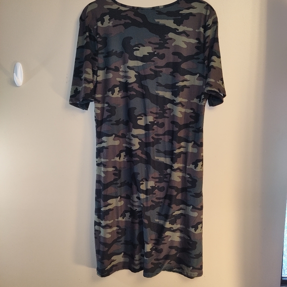 Dress by Bobbie Brooks size large - Picture 3 of 4